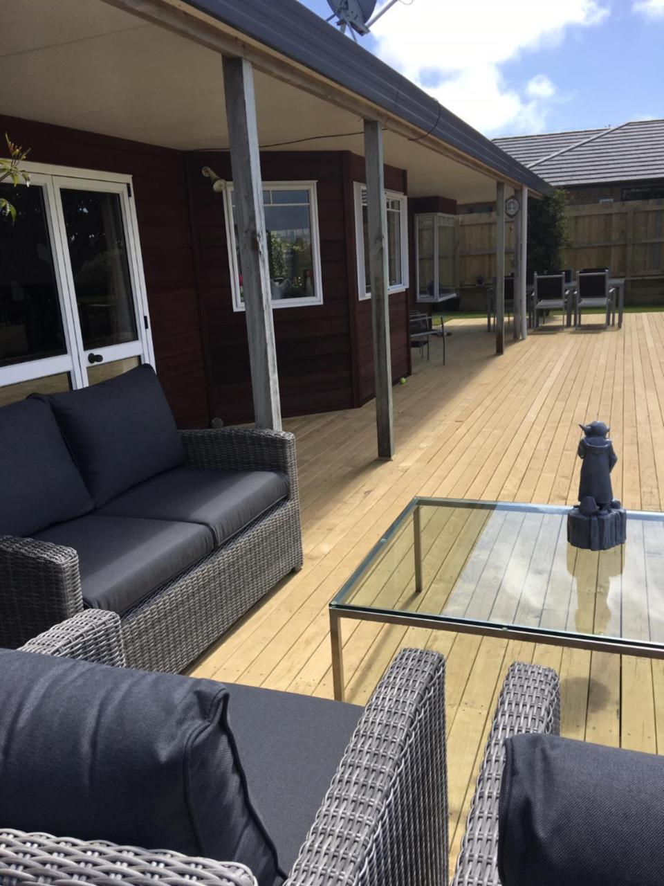 Pukeko Lodge Bnb 뉴플리머스 외부 사진